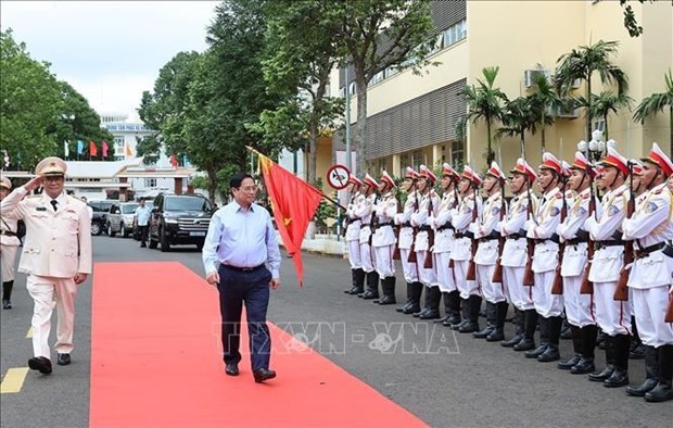 Премьер-министр Фам Минь Тьинь посещает провинцию Даклак hinh anh 1