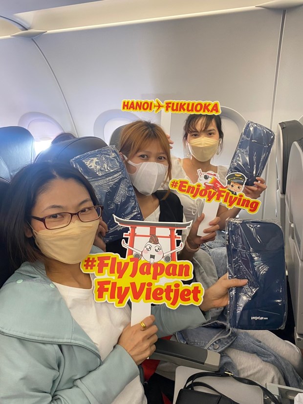 Фукуока и Нагоя (Япония) тепло приветствуют пассажиров Vietjet hinh anh 2