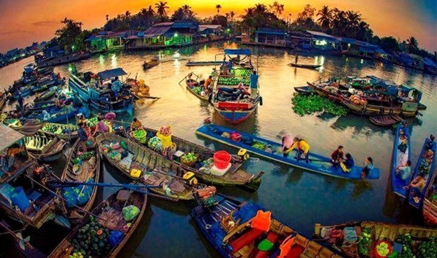 Вьетнам получил 13 наград на фотоконкурсе «Трасса двух стран» hinh anh 1