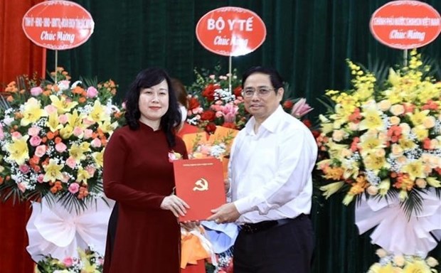 Премьер-министр назначил Дао Хонг Лан и.о. министра здравоохранения hinh anh 1