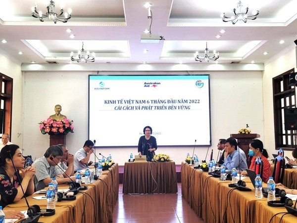 CIEM предлагает два сценария экономического роста Вьетнама в этом году hinh anh 2