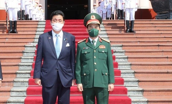 Япония высоко оценивает роль японско-вьетнамских связеи в региональном мире и стабильности hinh anh 1