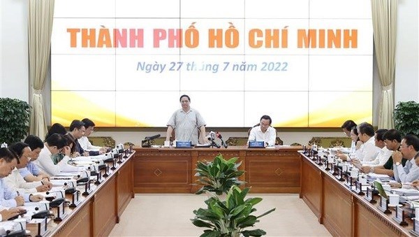 Правительство будет регулярно работать с Хошимином, чтобы ускорить рост города hinh anh 2