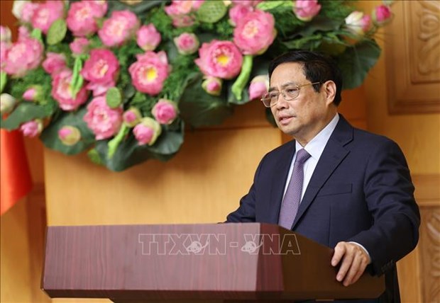Премьер-министр провел диалог с предприятиями РК hinh anh 2