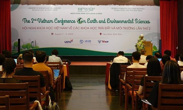 Вьетнамская конференция по наукам о Земле и окружающеи среде прошла в Биньдинь hinh anh 1