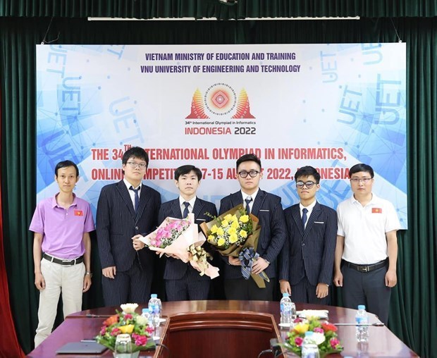 Сборная Вьетнама завоевала 4 медали на Международнои олимпиаде по информатике hinh anh 1