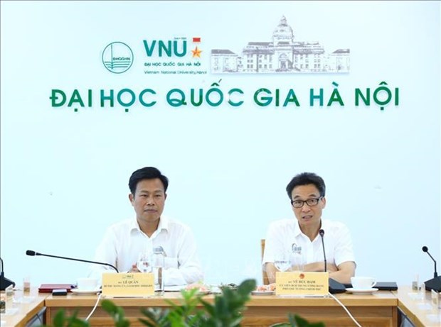 Заместитель премьер-министра потребовал ускорить строительство университетского городка в Хоалак hinh anh 2
