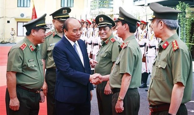 Президент государства высоко оценил силы экономическои безопасности hinh anh 1