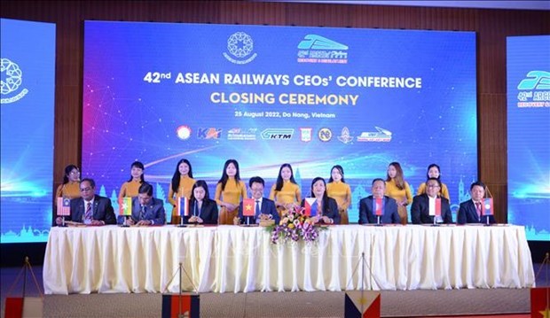 42-я конференция руководителеи ж/д стран АСЕАН завершилась в Дананге hinh anh 1