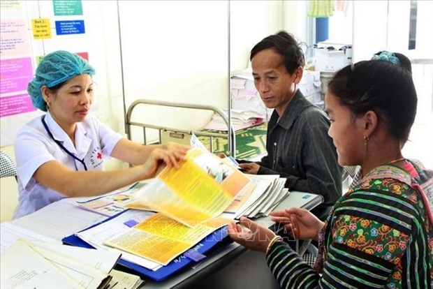 Вьетнам входит в четверку стран с лучшим качеством лечения ВИЧ/СПИД hinh anh 2