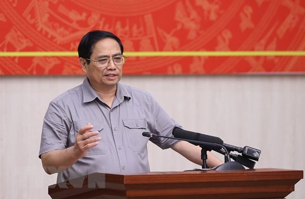 Премьер-министр Фам Минь Тьинь провел рабочую встречу с ключевым руководителям провинции Футхо hinh anh 2