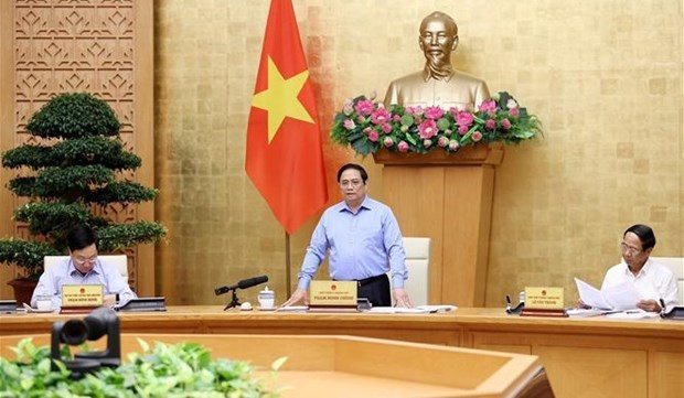 Премьер-министр председательствует на августовском очередном заседании правительства hinh anh 1