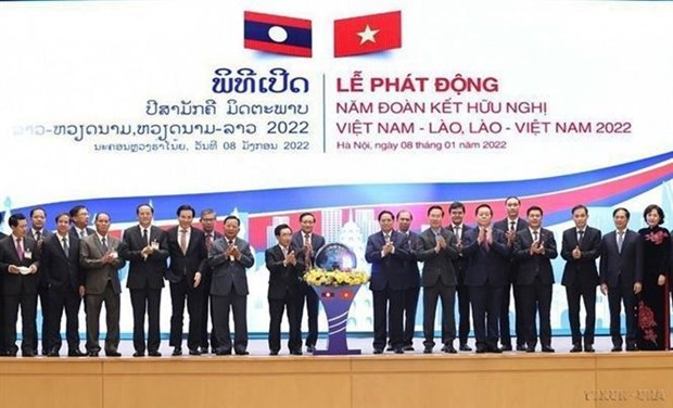 Вьетнам и Лаос намерены увеличить объем двустороннеи торговли до 2 млрд. долл. США hinh anh 2