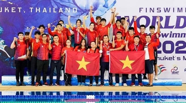Вьетнам занял 1-е место на Кубке мира по плаванию в ластах 2022 года hinh anh 2