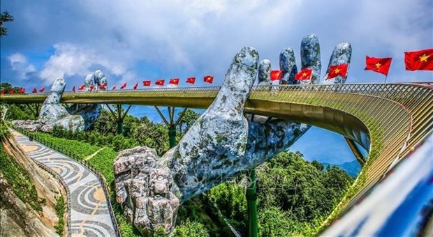 «Волшебныи Вьетнам» попал в топ-10 самых посещаемых туристами мест в мире hinh anh 1
