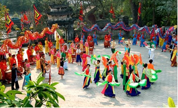 Представитель ЮНЕСКО: Вьетнам хорошо развивает сферу культуры hinh anh 1