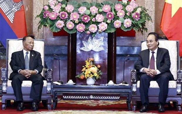 Президент Нгуен Суан Фук принял председателя НС Камбоджи hinh anh 1