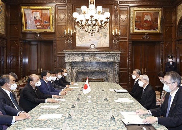 Президент Нгуен Суан Фук имел встресу с председателем Сената Японии hinh anh 1