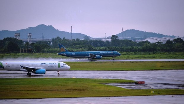 Vietnam Airlines возобновила полеты после таифуна «Нору» hinh anh 1