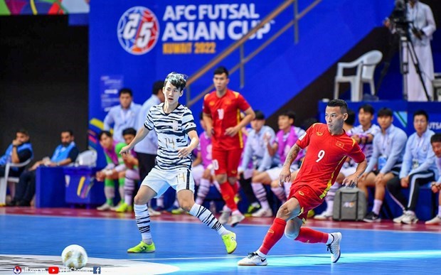 Вьетнам обыграл РК со счетом 5:1 в первом матче Кубка Азии по футзалу hinh anh 1