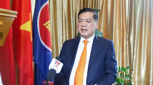 Визит президента Республики Сингапур во Вьетнам углубит стратегическое партнерство hinh anh 1