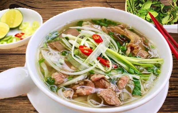 Вьетнамскии фо вошел в число 100 самых популярных блюд в мире по версии TasteAtlas hinh anh 1