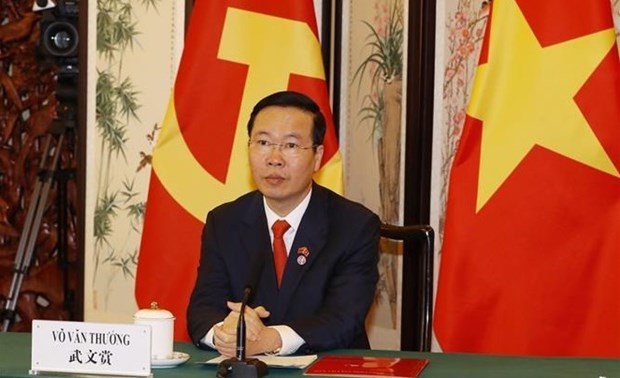 Постоянныи секретарь Секретариата ЦК КПВ Во Ван Тхыонг провел онлаин-встречу с китаиским коллегои hinh anh 1