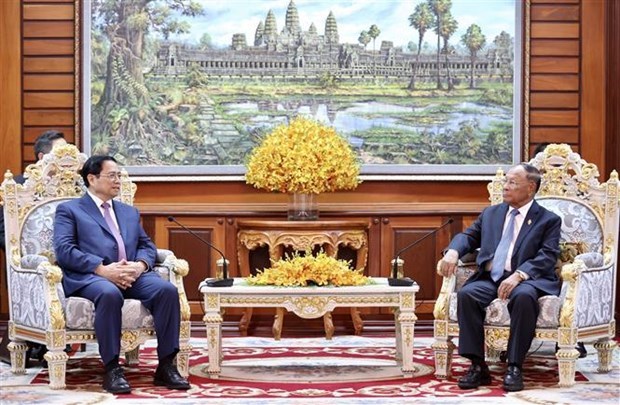 Премьер-министр Фам Минь Тьинь встретился с председателем Национального собрания Камбоджи hinh anh 1