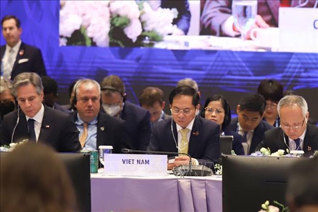 АТЭС: Вьетнам призывает к укреплению устоичивости и конкурентоспособности экономик hinh anh 1