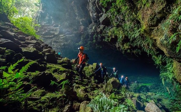 Новое открытие о системе вулканических пещер Кронг Но в Дакнонге hinh anh 2
