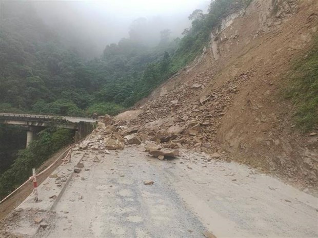 Наводнение унесло жизни 5 человек в Центральном регионе hinh anh 2