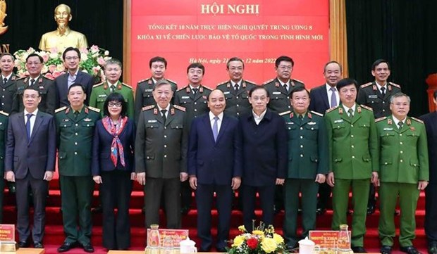 Силы общественнои безопасности призваны предотвращать и отражать новые вызовы в сфере национальнои обороны hinh anh 2