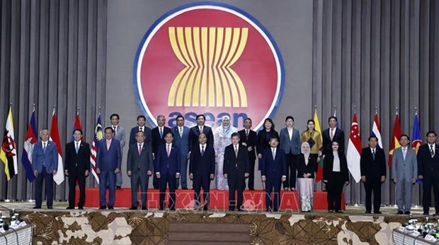 Президент: Вьетнам придает большое значение отношениям с АСЕАН hinh anh 2