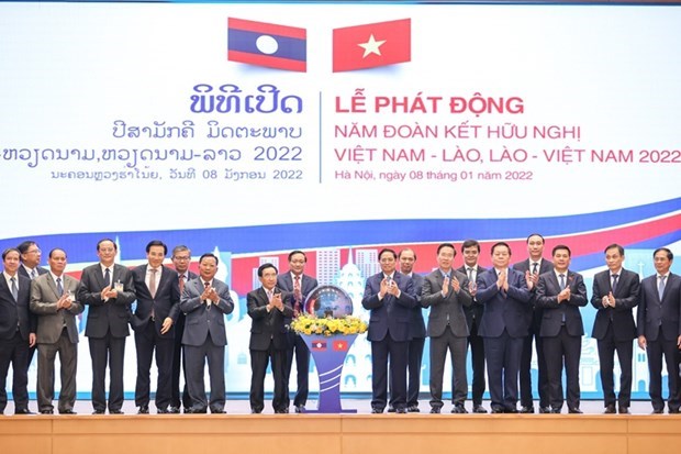Ожидается, что официальныи визит премьер-министра в Лаос придаст импульс двусторонним отношениям hinh anh 1