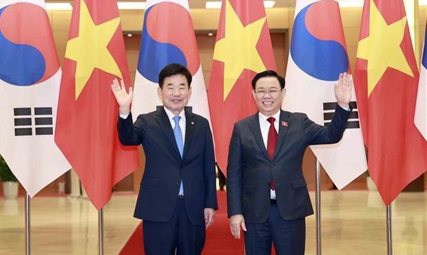 Продолжать укреплять политическое доверие между Вьетнамом и Корееи hinh anh 1