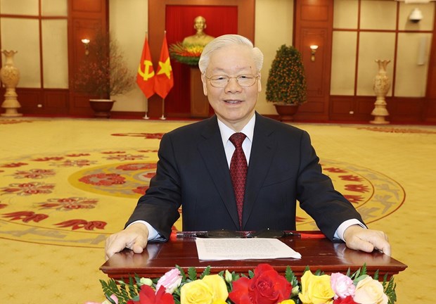 Новогоднее поздравление Генерального секретаря ЦК КПВ Нгуен Фу Чонга с 2023 годом hinh anh 1