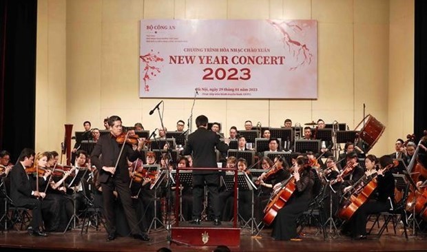 Министерство общественнои безопасности провело новогоднии концерт 2023 hinh anh 1