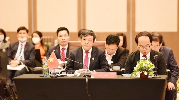 Вьетнам призывает к сотрудничеству с АСЕАН для стимулирования развития туризма hinh anh 2