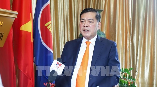 Визит премьер-министра отражает особые связи между Вьетнамом и Сингапуром hinh anh 2