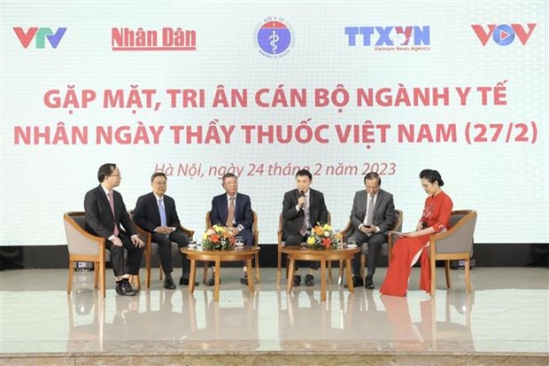 Чествование медиков по случаю Дня вьетнамских врачеи hinh anh 1