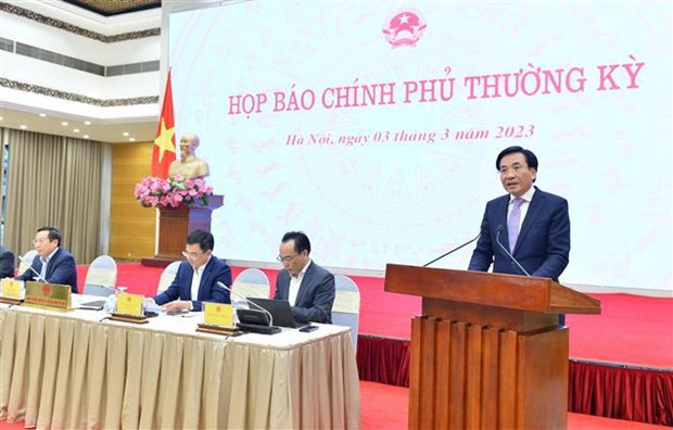 Очередная пресс-конференция правительства: Последовательно реализовать цели макроэкономическои стабильности hinh anh 1