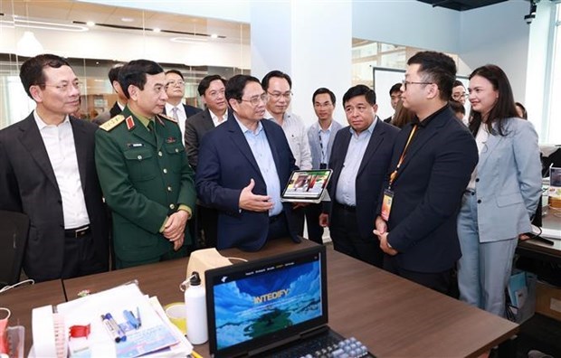 Премьер-министр Фам Минь Тьинь: разработка механизмов и политики для продвижения инновации hinh anh 1