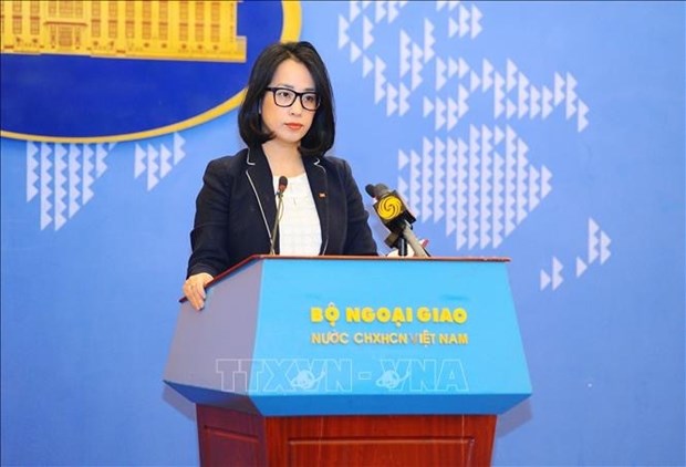 МИД: Вьетнам приветствует рассмотрение Россиеи упрощения виз для вьетнамских граждан hinh anh 1
