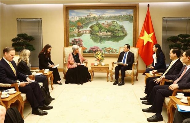 Вьетнам хочет способствовать более всесторонним отношениям с США hinh anh 1