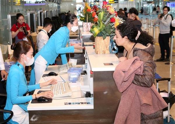 Вьетнам начнет принимать китаиских туристов с 15 марта hinh anh 2