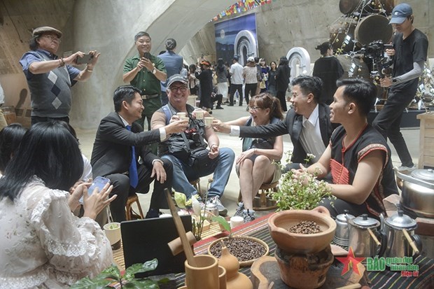 Выставки Даклака продвигают вьетнамскии кофе hinh anh 2