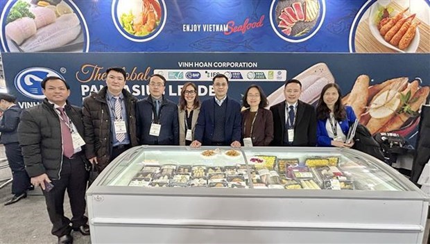 Вьетнамские экспортеры принимают участие в выставке морепродуктов в Севернои Америке hinh anh 1
