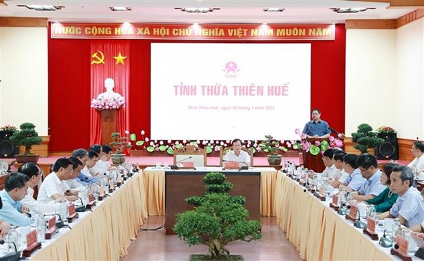 Премьер-министр: Превратить Тхыатхиен-Хюэ в крупныи и уникальныи культурныи и туристическии центр hinh anh 1