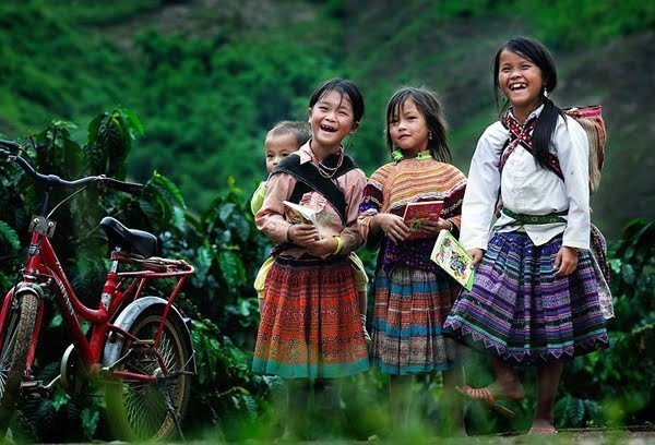 ЮНЕСКО продолжает содеиствовать получению образования девочками из числа этнических меньшинств hinh anh 1