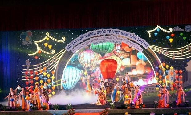 Около 600 артистов приняли участие в 7-м Вьетнамском международном хоровом конкурсе – Хоиан-2023 hinh anh 1